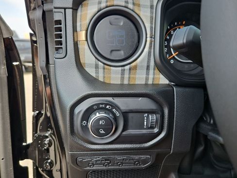 New 2026 Jeep Gladiator Sport AWD/4WD image 24