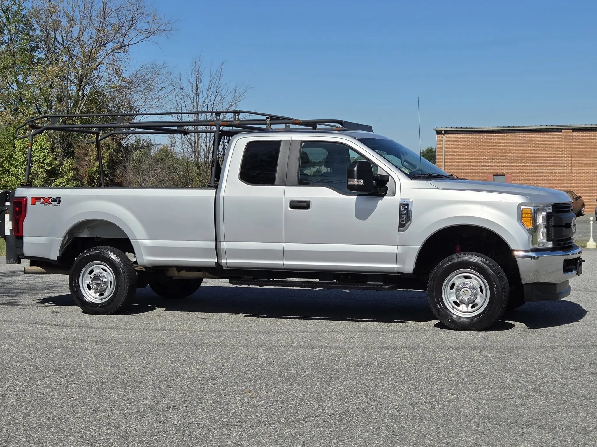Used 2017 Ford F250 XL w/ Power Equipment Group AWD/4WD image 5