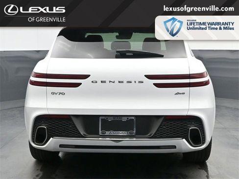 Used 2023 Genesis GV70 2.5T w/ Select Package image 7