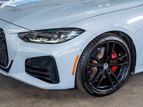 Used 2023 BMW M440i Coupe w/ Premium Package image 12