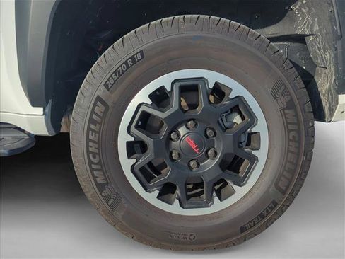 Certified 2025 Toyota 4Runner TRD Off-Road AWD/4WD image 6