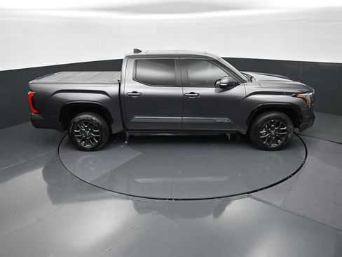 Used 2025 Toyota Tundra Platinum AWD/4WD image 21