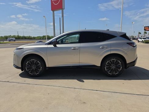 New 2026 Nissan Murano Platinum w/ Cargo Package AWD/4WD image 2