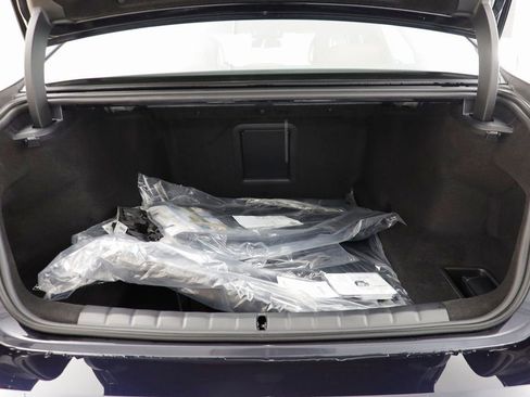 New 2026 BMW 740i xDrive image 18