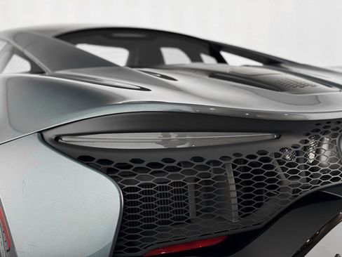 Used 2023 McLaren Artura image 46