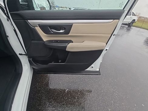Certified 2022 Honda CR-V LX image 30