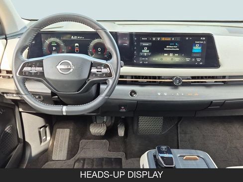 Used 2024 Nissan Ariya FWD image 13