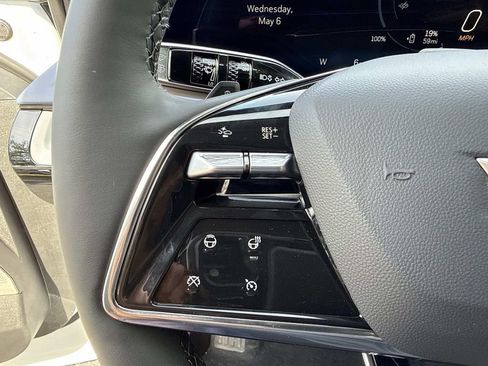 New 2026 Cadillac Optiq Luxury 2 RWD image 30