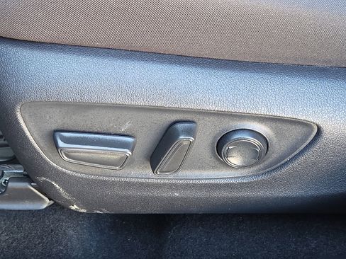 Used 2025 Toyota RAV4 XLE image 14