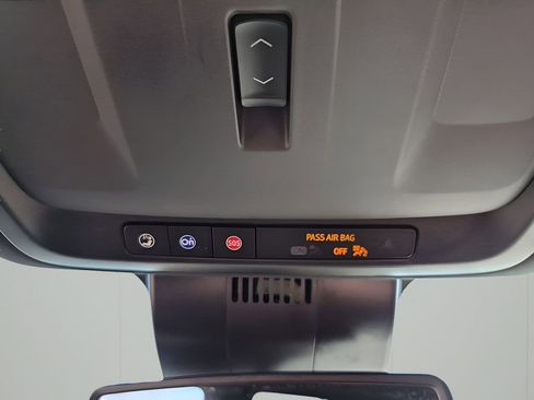 Certified 2025 GMC Yukon Denali image 43