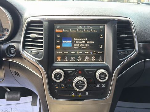 Used 2014 Jeep Grand Cherokee Limited w/ Trailer Tow Group IV AWD/4WD image 11