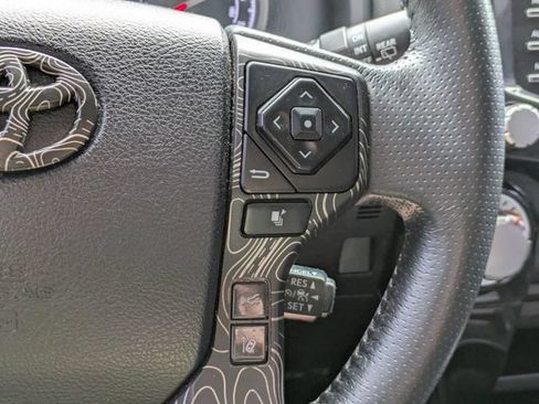 Used 2021 Toyota 4Runner Venture w/ Moonroof Package AWD/4WD image 29