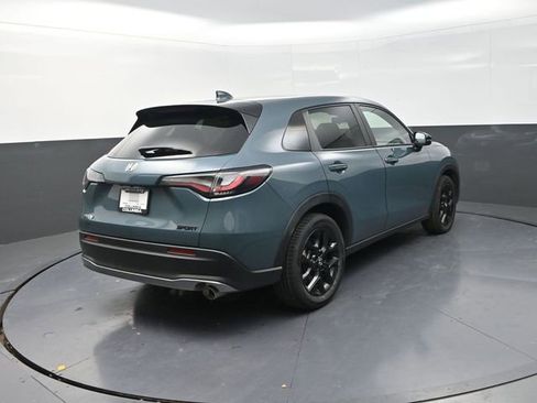 Used 2023 Honda HR-V Sport image 7