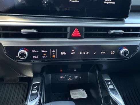 New 2026 Kia Sorento S w/ S Panoramic Sunroof Package FWD image 32