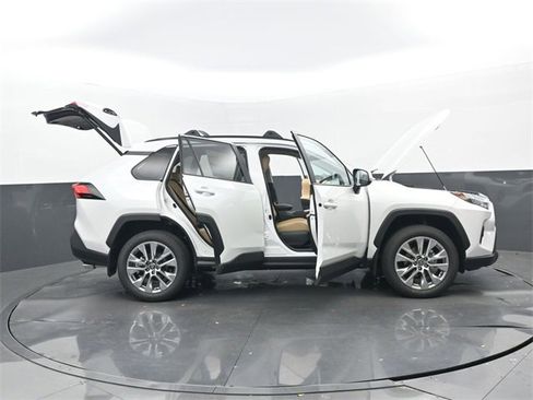 New 2025 Toyota RAV4 XLE Premium w/ Weather Package image 32
