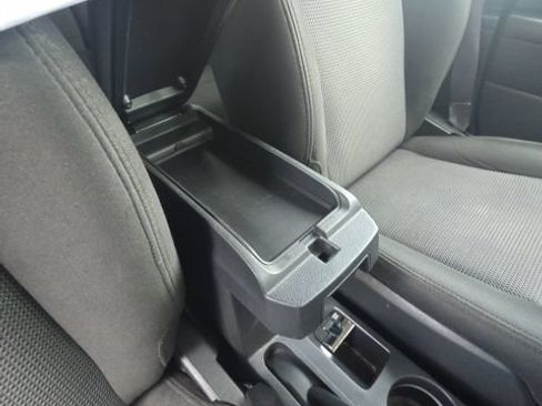Used 2015 Jeep Patriot Latitude AWD/4WD image 29