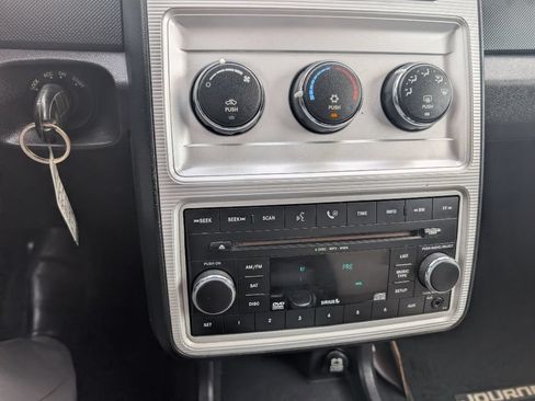Used 2009 Dodge Journey SXT w/ Convenience Group I AWD/4WD image 11