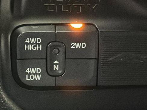 Used 2022 RAM 2500 Big Horn AWD/4WD image 30