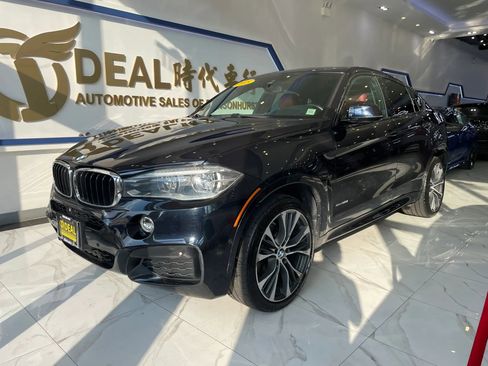 Used 2018 BMW X6 xDrive35i w/ M Sport Package AWD/4WD image 4