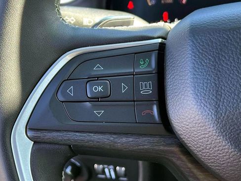 Certified 2024 Jeep Grand Cherokee Limited image 22