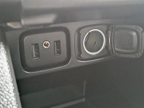 Used 2022 Buick Encore Preferred w/ Safety Package image 21