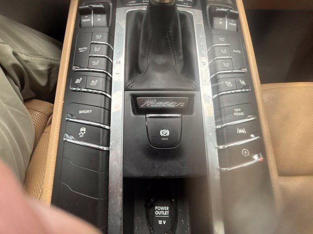 Used 2017 Porsche Macan S AWD/4WD image 42