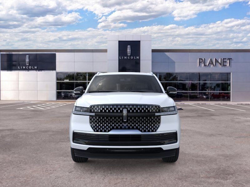 New 2026 Lincoln Navigator Reserve AWD/4WD image 6