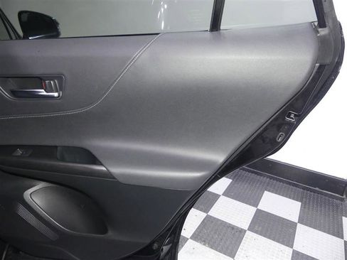 Used 2021 Toyota Venza Limited w/ Advanced Technology Package image 27