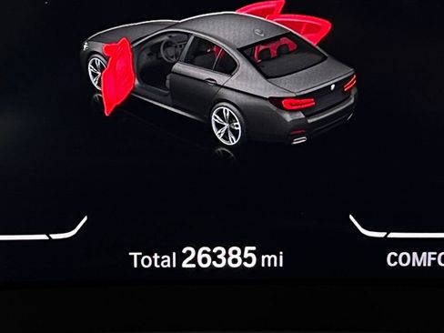 Certified 2023 BMW M550i xDrive M550i xDrive w/ Executive Package image 25