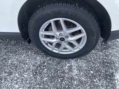 Used 2024 Ford Edge SEL w/ Convenience Package image 11