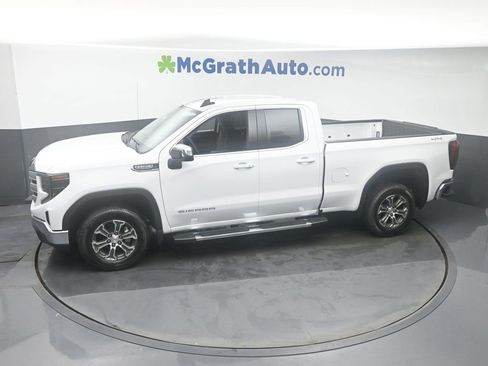 New 2026 GMC Sierra 1500 SLE w/ Preferred Package AWD/4WD image 22