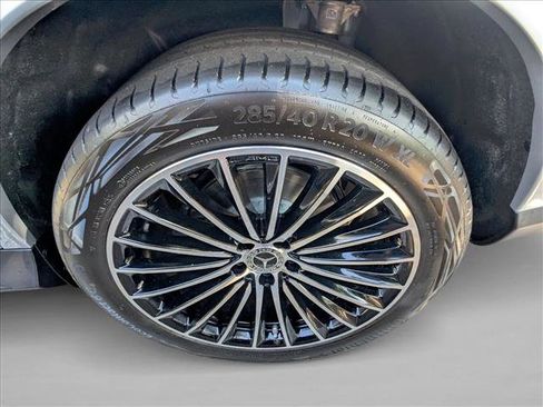 New 2026 Mercedes-Benz GLC 300 4MATIC image 9