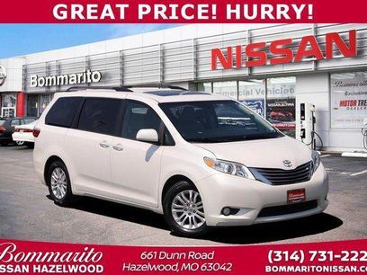 Used 2017 Toyota Sienna XLE w/ XLE Navigation Package