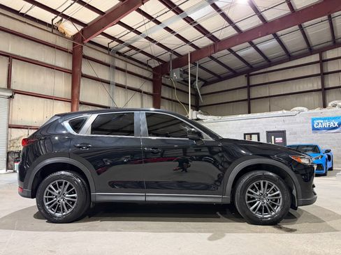 Used 2020 MAZDA CX-5 Sport FWD image 4