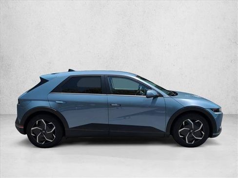 Certified 2024 Hyundai Ioniq 5 SEL RWD image 4