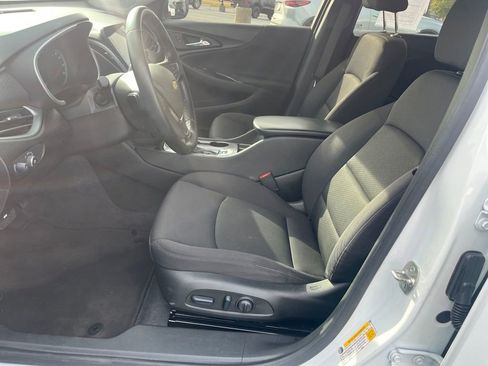 Used 2024 Chevrolet Malibu RS image 11