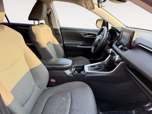 Certified 2021 Toyota RAV4 XLE w/ Convenience Package AWD/4WD image 15