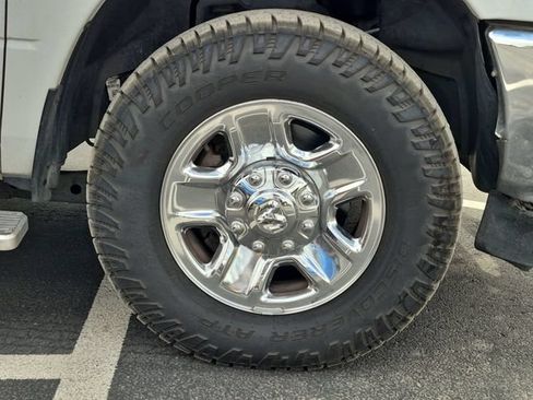 Used 2019 RAM 3500 Big Horn RWD image 6