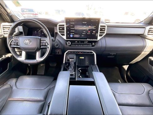 Used 2022 Toyota Tundra Platinum RWD image 7