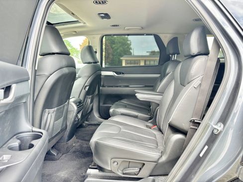 Used 2025 Hyundai Palisade SEL image 32