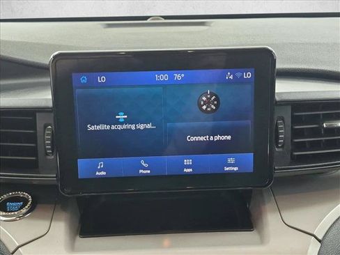 Used 2023 Ford Explorer XLT RWD image 13