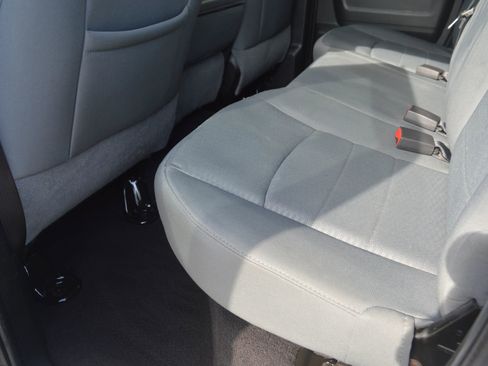 Used 2014 RAM 1500 Express image 14