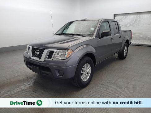 Used 2018 Nissan Frontier SV image 1