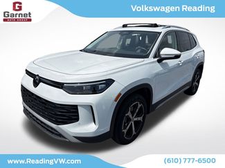 Used 2025 Volkswagen Tiguan SE w/ Panoramic Sunroof Package AWD/4WD 360° Tour