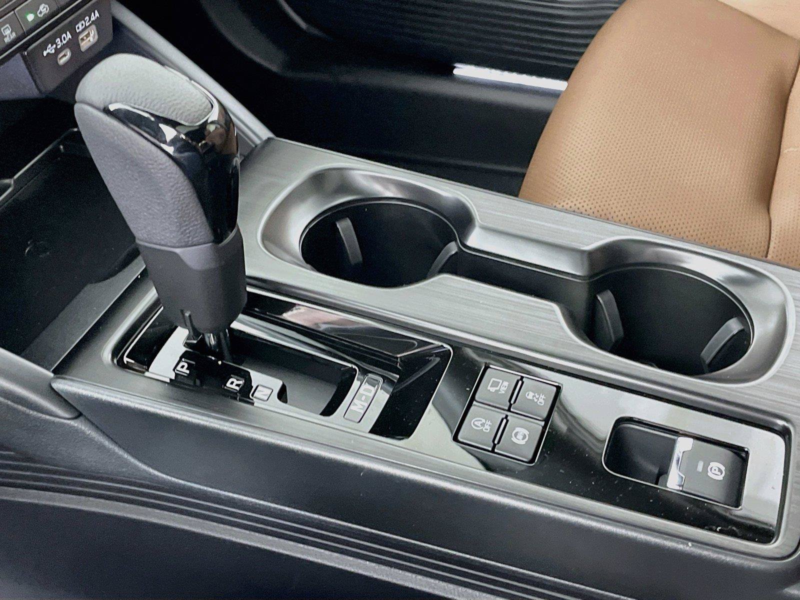 New 2026 Subaru Outback Touring AWD/4WD image 14