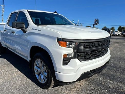 Certified 2024 Chevrolet Silverado 1500 Custom w/ LPO, Dark Essentials Package image 3