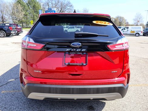 Used 2024 Ford Edge SEL w/ Convenience Package AWD/4WD image 4
