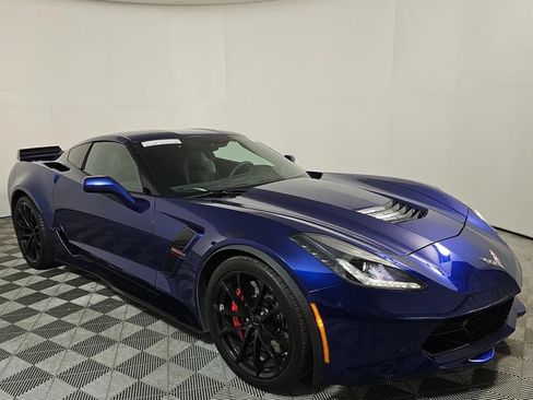 Used 2017 Chevrolet Corvette Grand Sport RWD image 2
