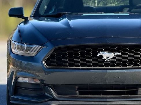Used 2015 Ford Mustang V6 image 13