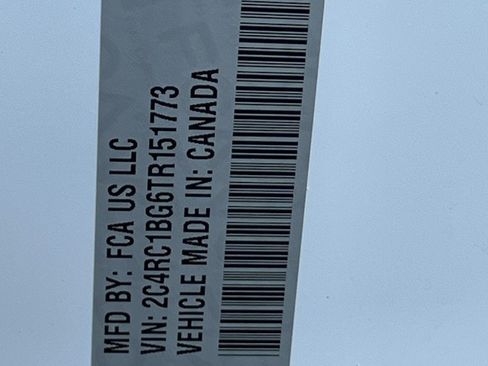 New 2026 Chrysler Pacifica Select image 30